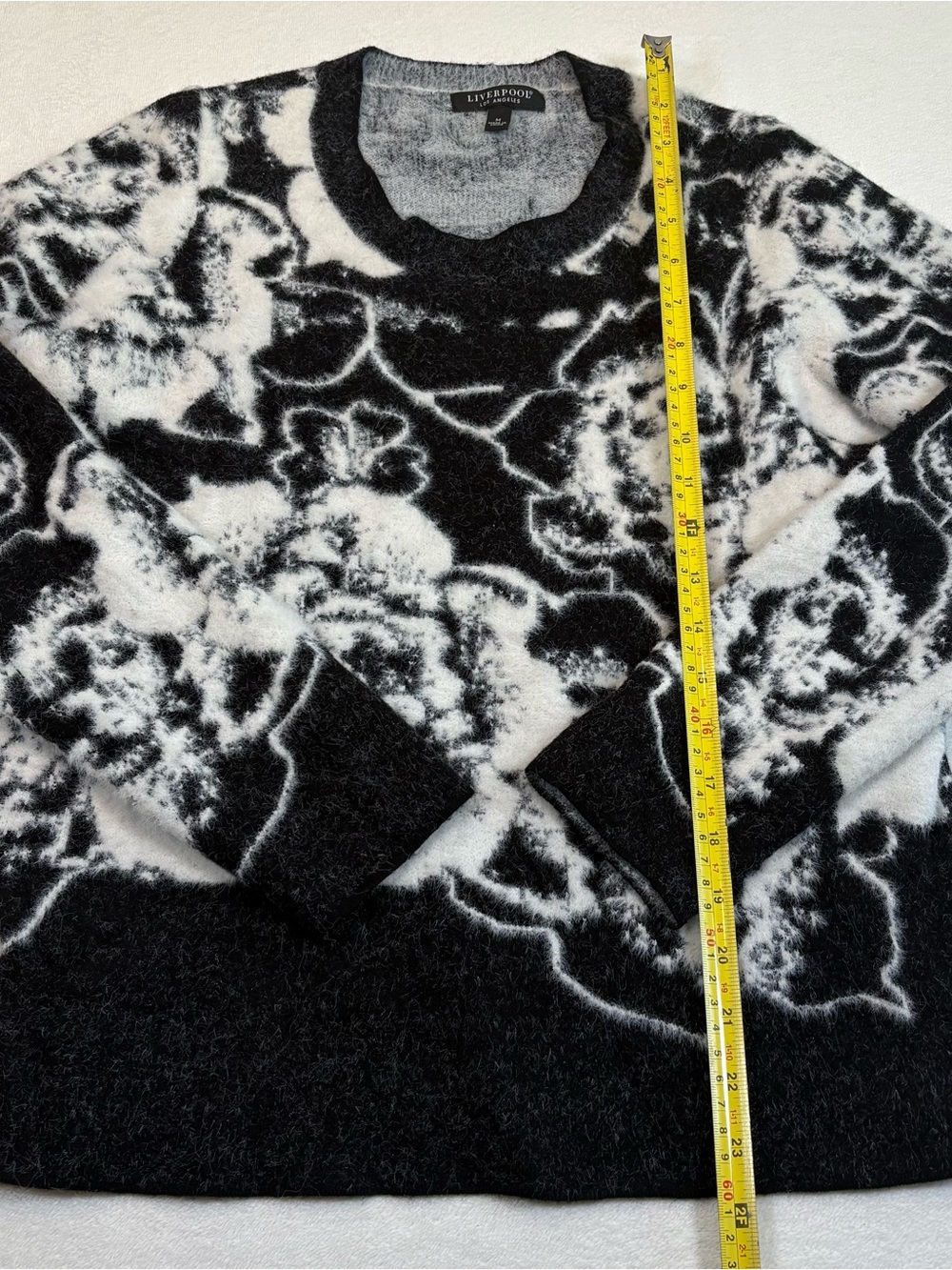 Liverpool Los Angeles Soft Fuzzy Floral Sweater Black White Crew Neck Womenβs M - Picture 9 of 12
